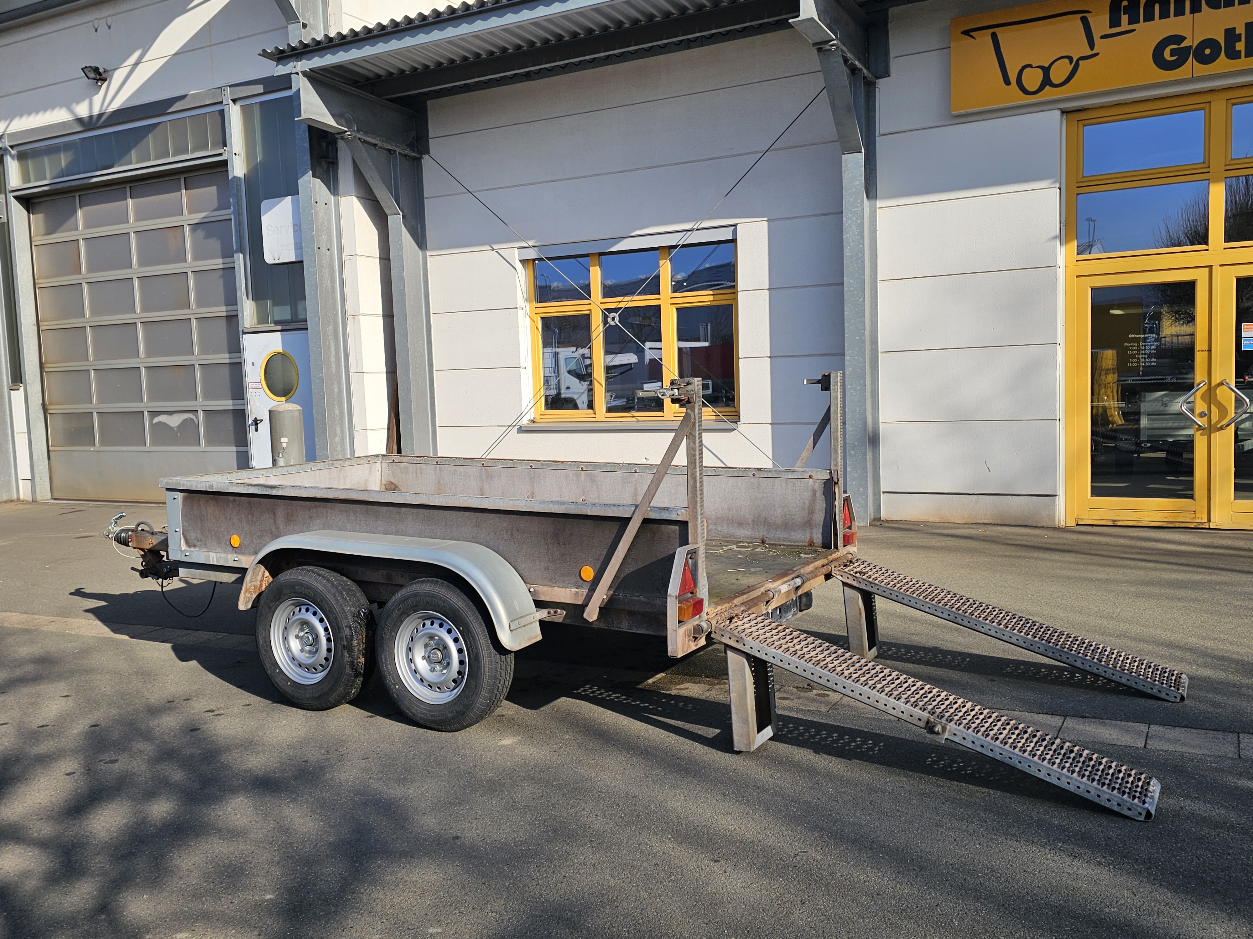 Tandem-Tieflader für Maschinentransporte